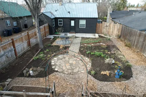 375 SE Miller Avenue Bend OR 97702