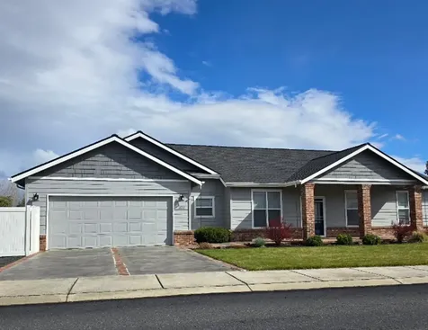 3832 SW Tommy Armour Lane Redmond OR 97756