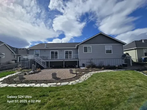 3832 SW Tommy Armour Lane Redmond OR 97756