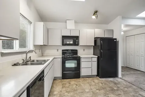 1765 NE Sonya Court Bend OR 97701