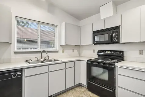 1765 NE Sonya Court Bend OR 97701