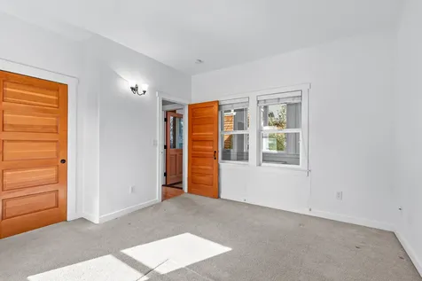 2299 Siskiyou Boulevard Ashland OR 97520