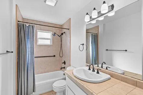 2299 Siskiyou Boulevard Ashland OR 97520