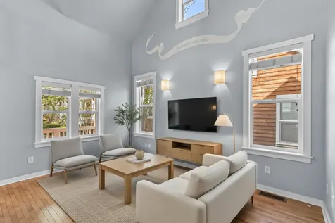 2299 Siskiyou Boulevard Ashland OR 97520