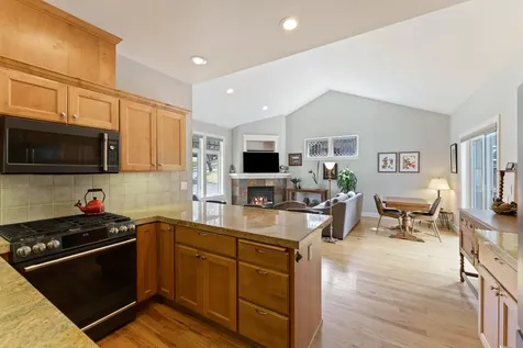 19322 SW Laurelhurst Way Bend OR 97702