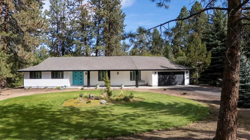 20942 King David Avenue Bend OR 97702