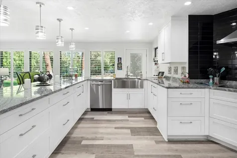 20942 King David Avenue Bend OR 97702
