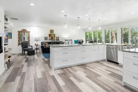 20942 King David Avenue Bend OR 97702
