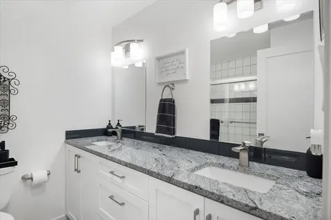 20942 King David Avenue Bend OR 97702
