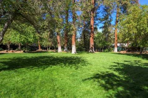 20942 King David Avenue Bend OR 97702
