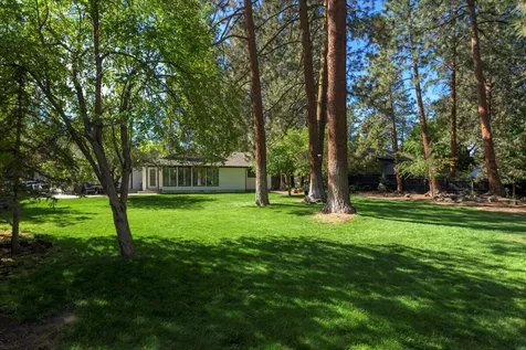 20942 King David Avenue Bend OR 97702