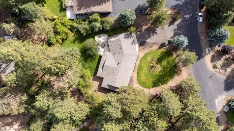 20942 King David Avenue Bend OR 97702