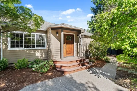 2570 Siskiyou Boulevard Ashland OR 97520