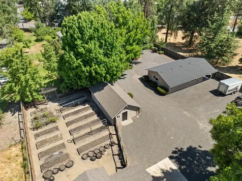 2570 Siskiyou Boulevard Ashland OR 97520