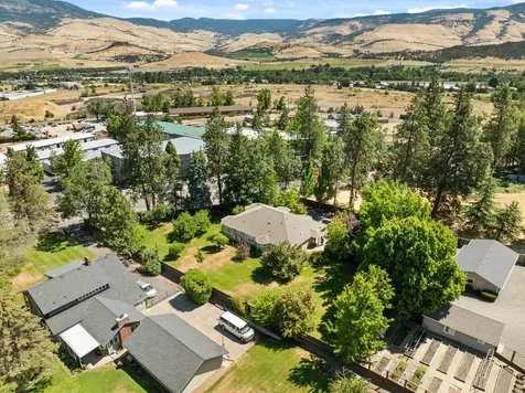 2570 Siskiyou Boulevard Ashland OR 97520