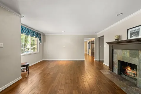 2570 Siskiyou Boulevard Ashland OR 97520