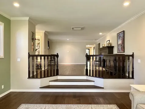 2570 Siskiyou Boulevard Ashland OR 97520