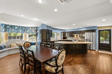 2570 Siskiyou Boulevard Ashland OR 97520