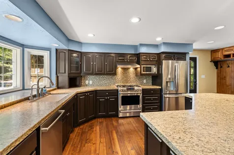 2570 Siskiyou Boulevard Ashland OR 97520