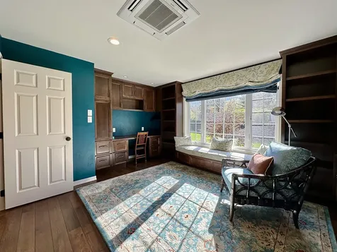 2570 Siskiyou Boulevard Ashland OR 97520