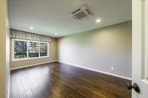 2570 Siskiyou Boulevard Ashland OR 97520