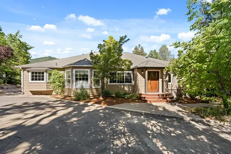 2570 Siskiyou Boulevard Ashland OR 97520