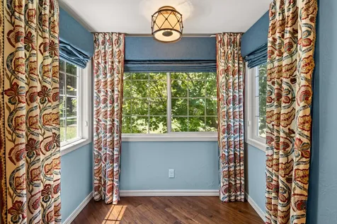 2570 Siskiyou Boulevard Ashland OR 97520