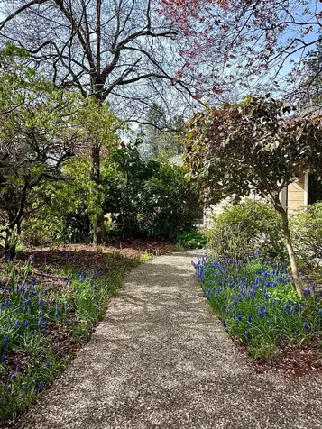 2570 Siskiyou Boulevard Ashland OR 97520