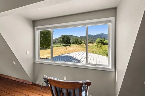 2570 Siskiyou Boulevard Ashland OR 97520