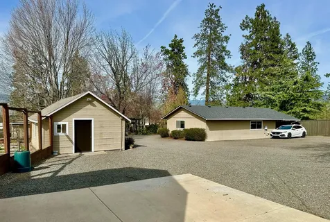 2570 Siskiyou Boulevard Ashland OR 97520