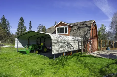 2570 Siskiyou Boulevard Ashland OR 97520