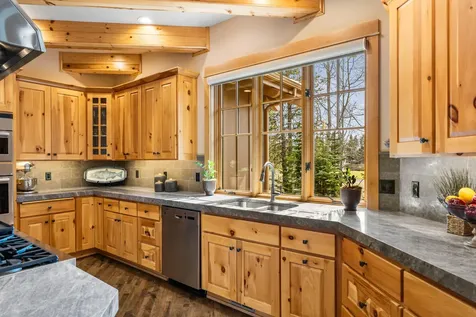 56735 Nest Pine Drive Bend OR 97707