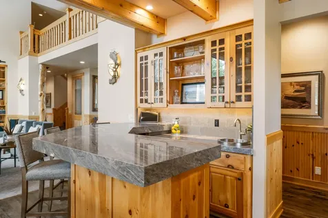 56735 Nest Pine Drive Bend OR 97707