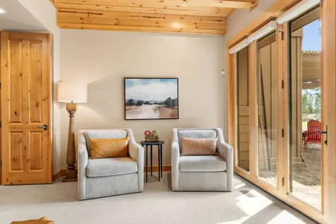 56735 Nest Pine Drive Bend OR 97707