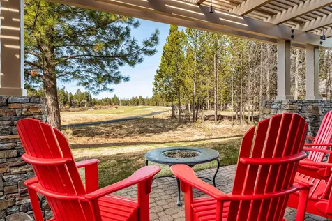 56735 Nest Pine Drive Bend OR 97707