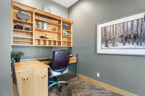 56735 Nest Pine Drive Bend OR 97707