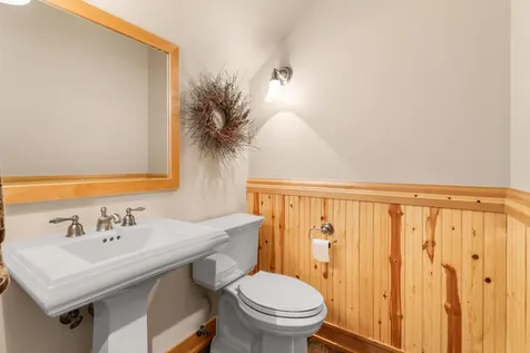 56735 Nest Pine Drive Bend OR 97707