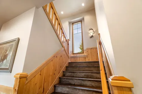 56735 Nest Pine Drive Bend OR 97707
