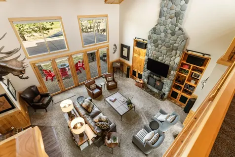 56735 Nest Pine Drive Bend OR 97707