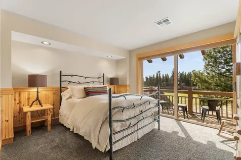 56735 Nest Pine Drive Bend OR 97707
