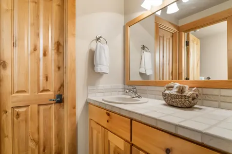 56735 Nest Pine Drive Bend OR 97707