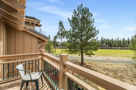 56735 Nest Pine Drive Bend OR 97707