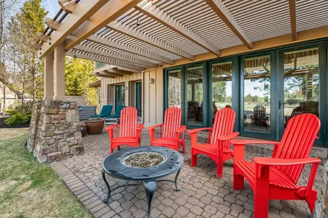 56735 Nest Pine Drive Bend OR 97707