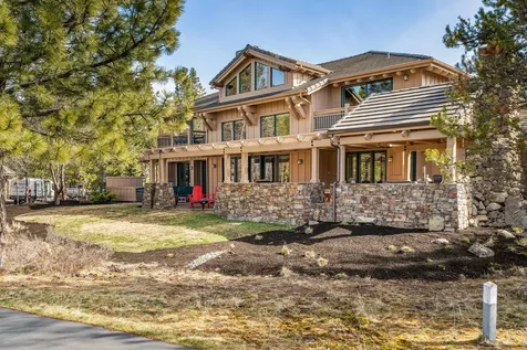 56735 Nest Pine Drive Bend OR 97707
