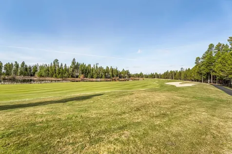 56735 Nest Pine Drive Bend OR 97707