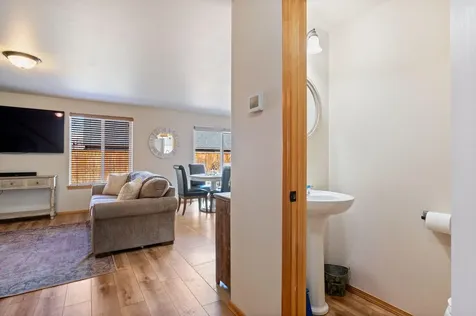 2173 NW Kingwood Avenue Redmond OR 97756