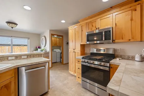 2173 NW Kingwood Avenue Redmond OR 97756