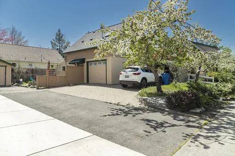 1314 Seena Lane Ashland OR 97520