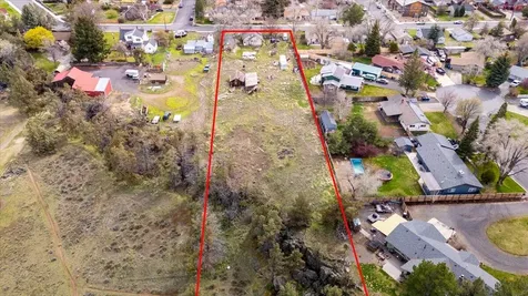 619 SW 15th Street Redmond OR 97756