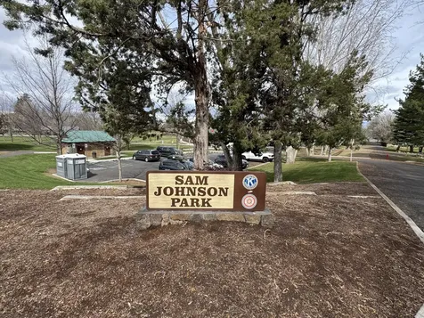 619 SW 15th Street Redmond OR 97756